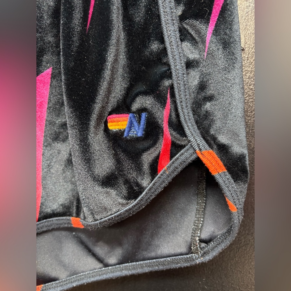 Rare Aviator Nation Velvet Shorts - Picture 2 of 12